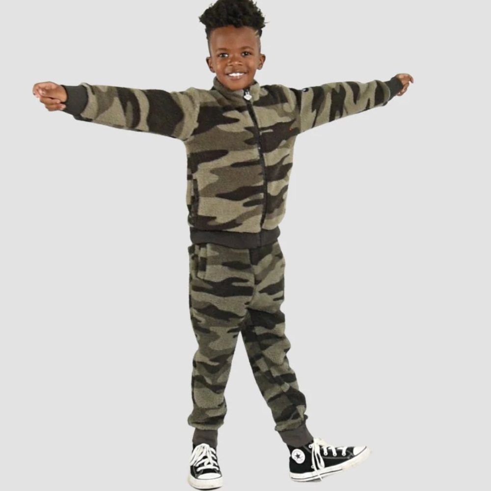 Appaman toddler sweatsuit